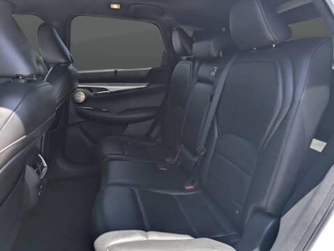 2019 Infiniti QX50 Essential