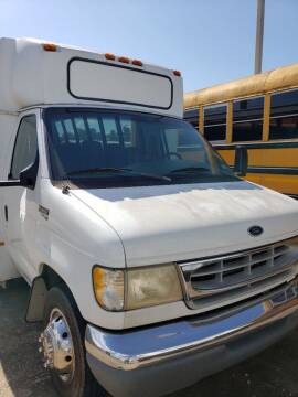 1999 Ford CLASSIC BY METROTRANS for sale at Interstate Bus Sales Inc. in Houston TX