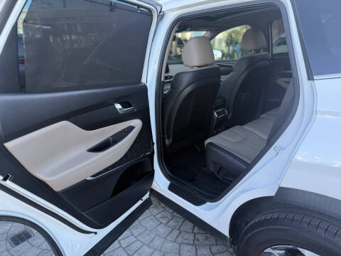 2022 Hyundai Santa Fe SEL