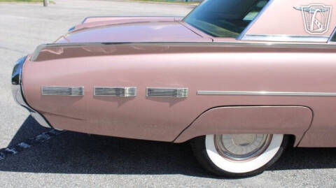 1962 Ford Thunderbird