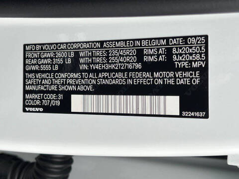 2026 Volvo EX40 Plus