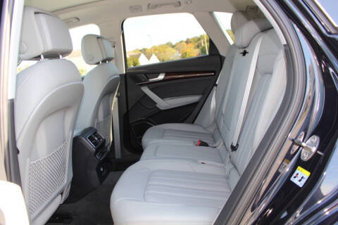 2018 Audi Q5 2.0T quattro Premium Plus