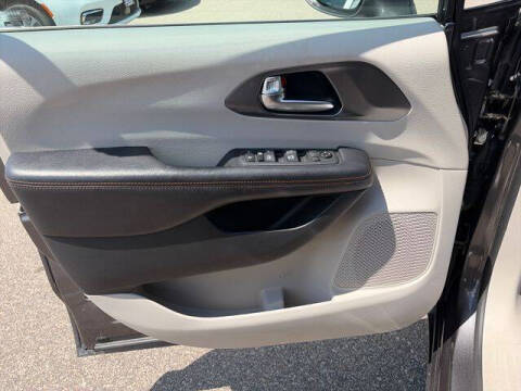 2020 Chrysler Pacifica Touring