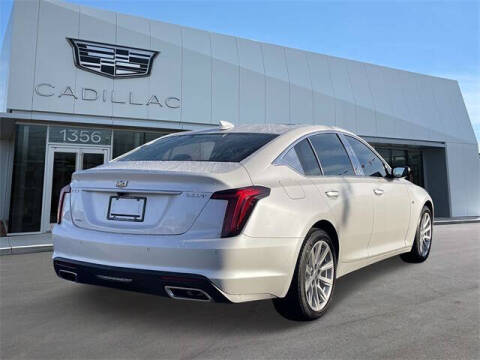 2022 Cadillac CT5 Luxury