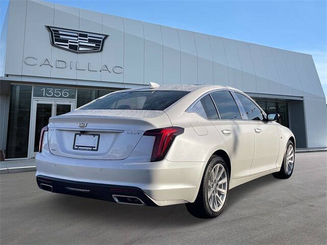 2022 Cadillac CT5 Luxury