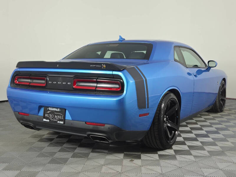 2016 Dodge Challenger R/T Scat Pack