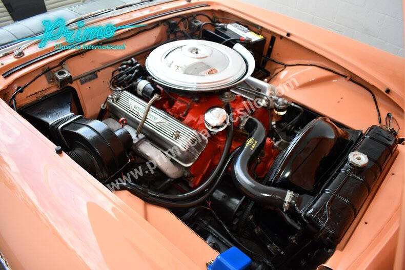 1957 Ford Thunderbird