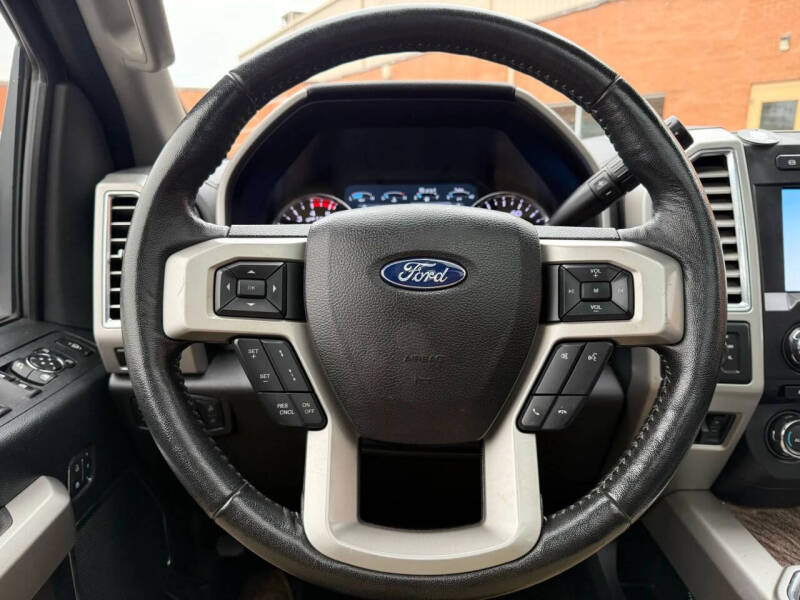 2017 Ford F-350 Super Duty Lariat