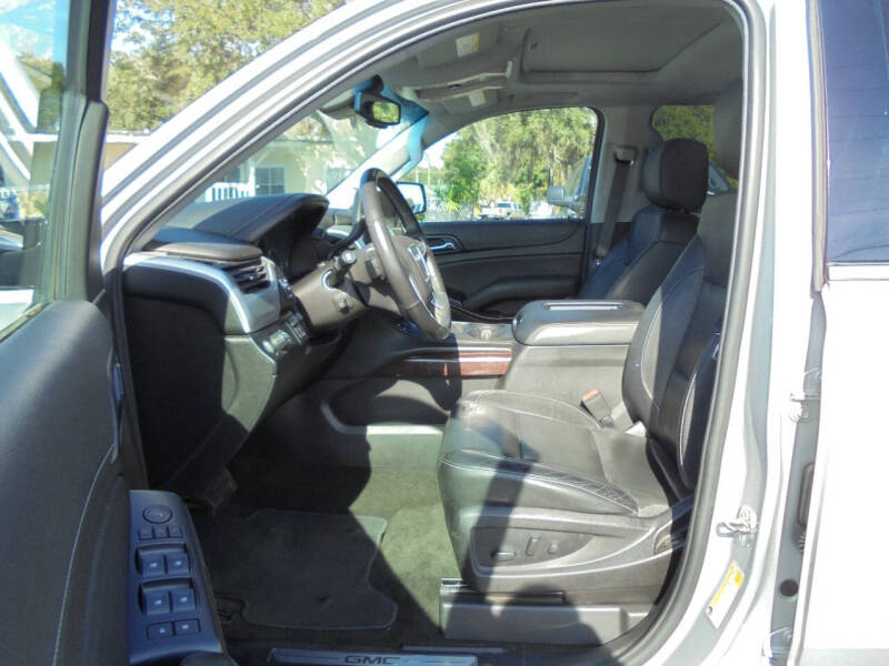 2017 GMC Yukon XL SLT