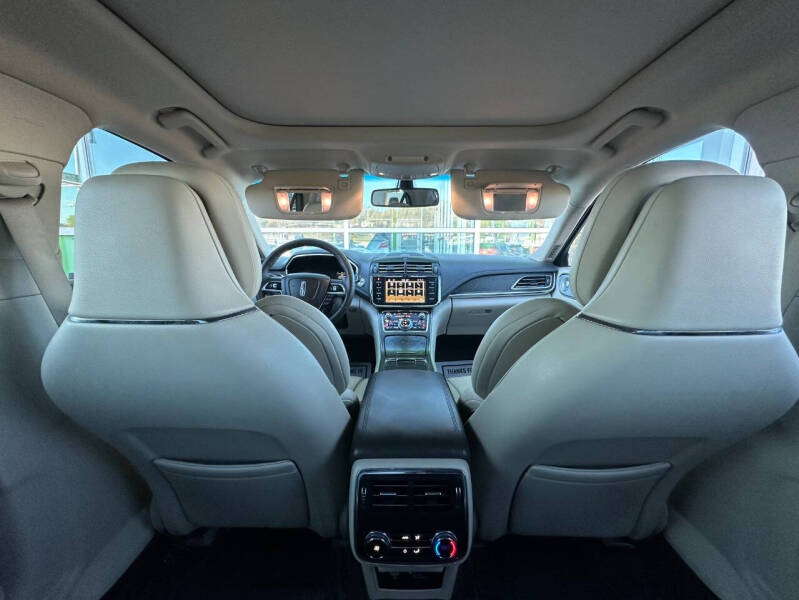 2017 Lincoln Continental Reserve