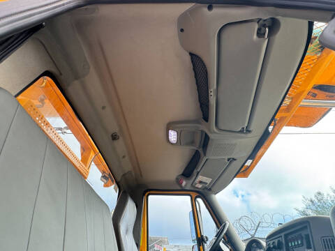 2017 International DuraStar 4300