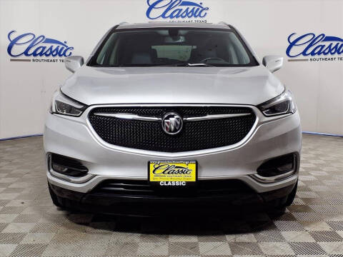 2020 Buick Enclave Essence