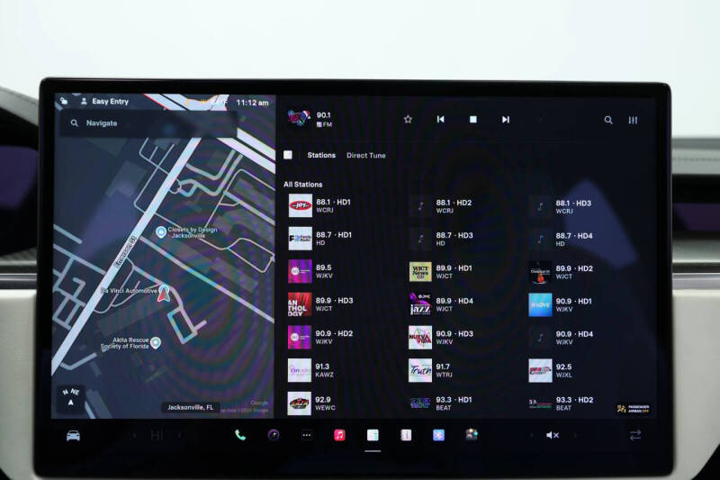 2022 Tesla Model X Plaid