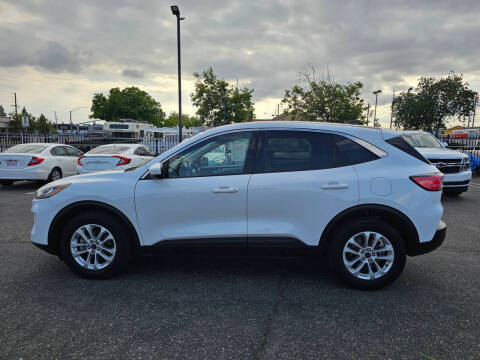 2020 Ford Escape SE