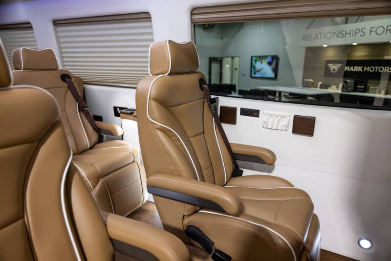 2025 Mercedes-Benz Sprinter 3500XD