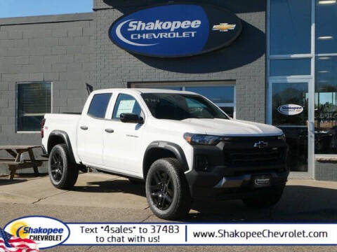 2024 Chevrolet Colorado for sale at SHAKOPEE CHEVROLET in Shakopee MN