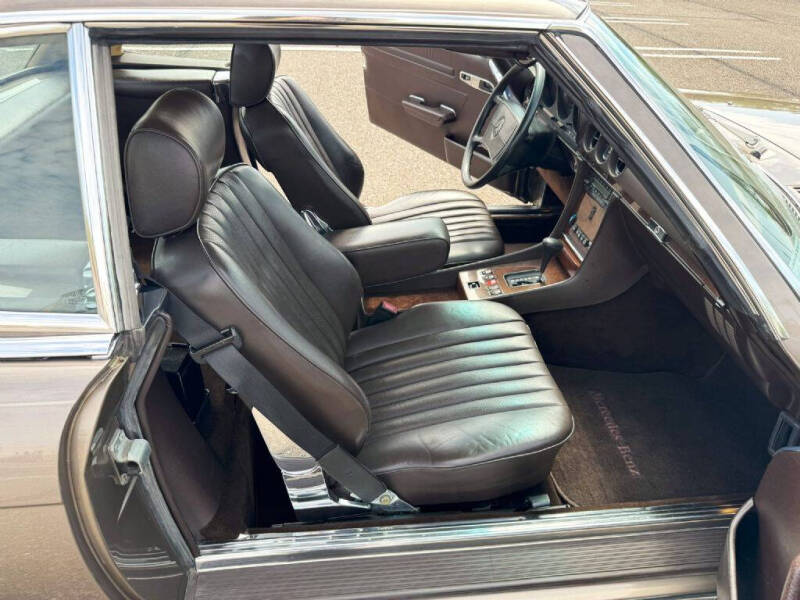 1989 Mercedes-Benz 560-Class 560 SL