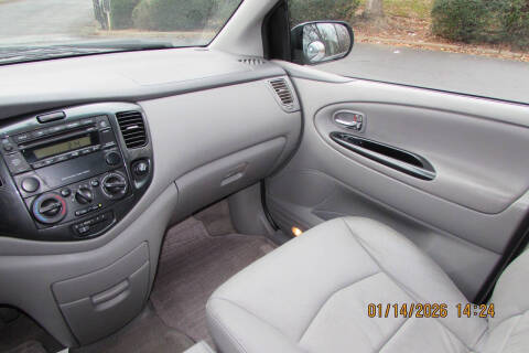 2003 Mazda MPV ES