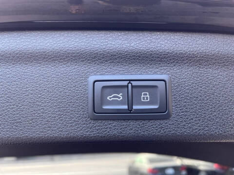 2022 Audi Q3 quattro S line Premium 45 TFSI