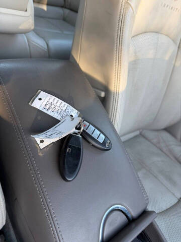 2011 Infiniti G25 Sedan x