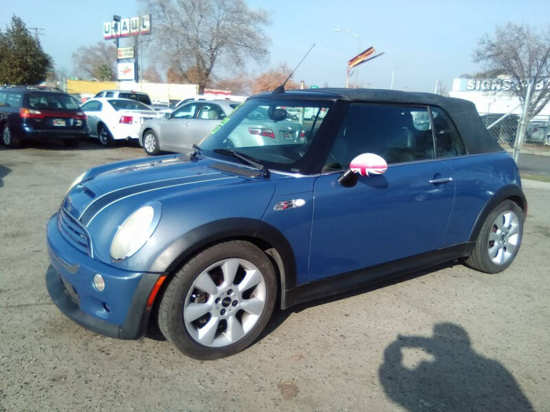 2005 MINI Cooper for sale at Larry's Auto Sales Inc. in Fresno CA