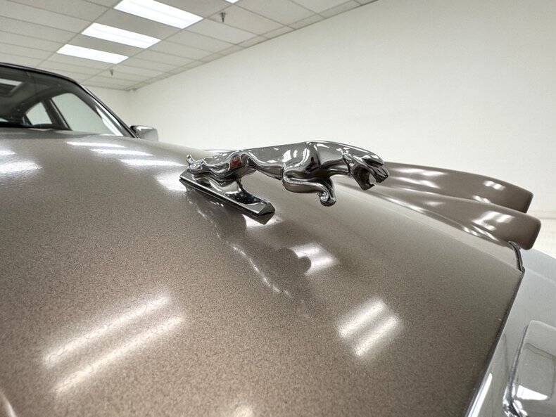 1986 Jaguar XJ-Series XJ6 Vanden Plas