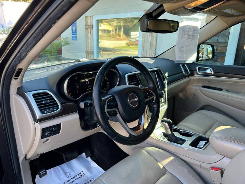 2017 Jeep Grand Cherokee Limited photo 13