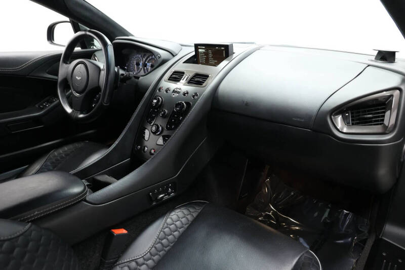 2016 Aston Martin Vanquish