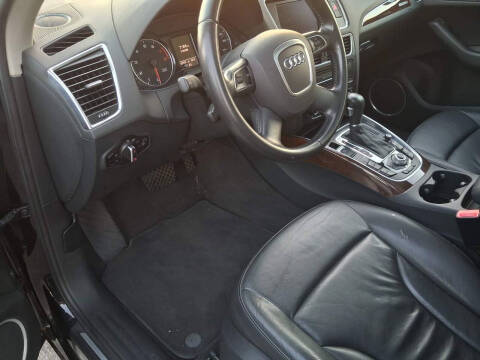 2011 Audi Q5 3.2 quattro Premium Plus