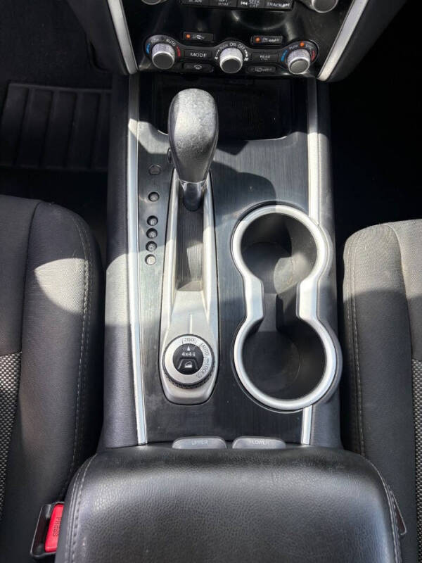 2019 Nissan Pathfinder SV