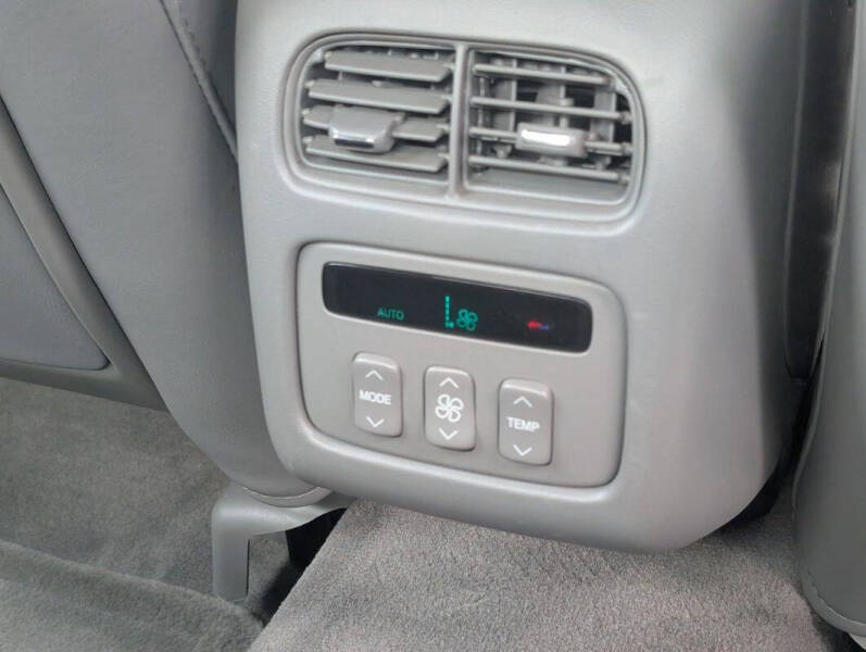 2005 Cadillac DeVille