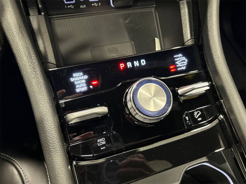 2025 Jeep Grand Cherokee Overland