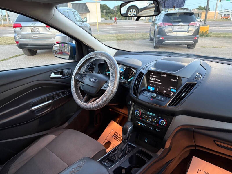 2019 Ford Escape SE