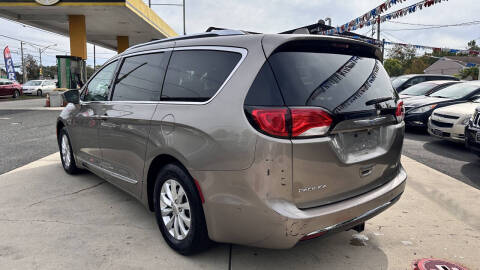 2018 Chrysler Pacifica Touring L