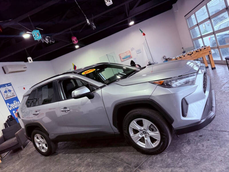 2019 Toyota RAV4 Hybrid LE