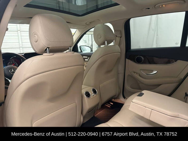 2021 Mercedes-Benz GLC GLC 300