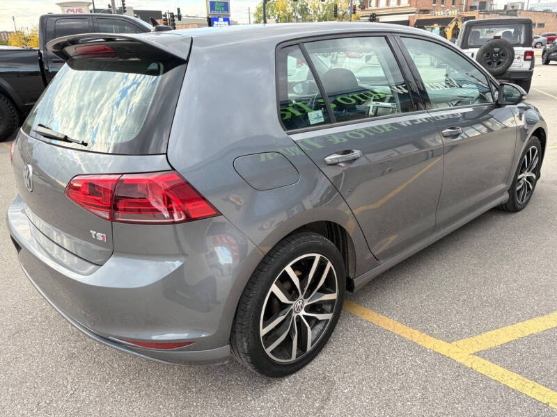 2015 Volkswagen Golf TSI SE