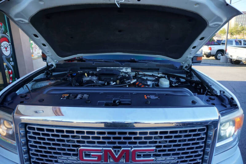 2015 GMC Sierra 2500HD Denali