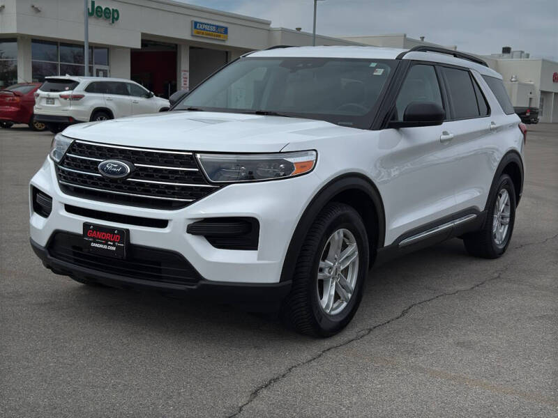 Used 2021 Ford Explorer XLT with VIN 1FMSK8DH9MGB77401 for sale in Green Bay, WI