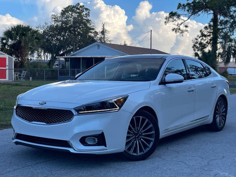 2017 Kia Cadenza Premium