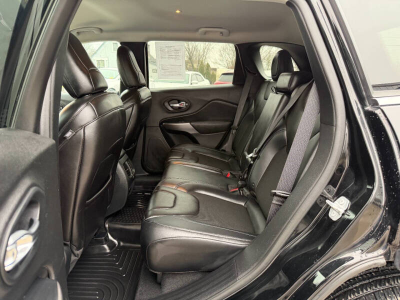 2019 Jeep Cherokee Latitude Plus