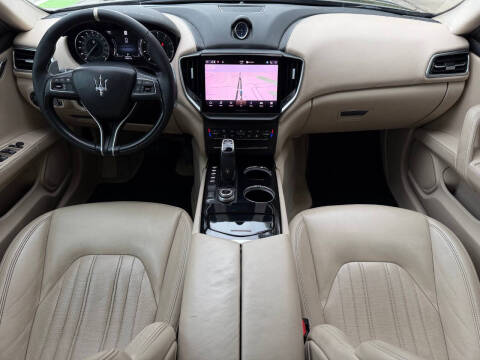 2022 Maserati Ghibli Modena