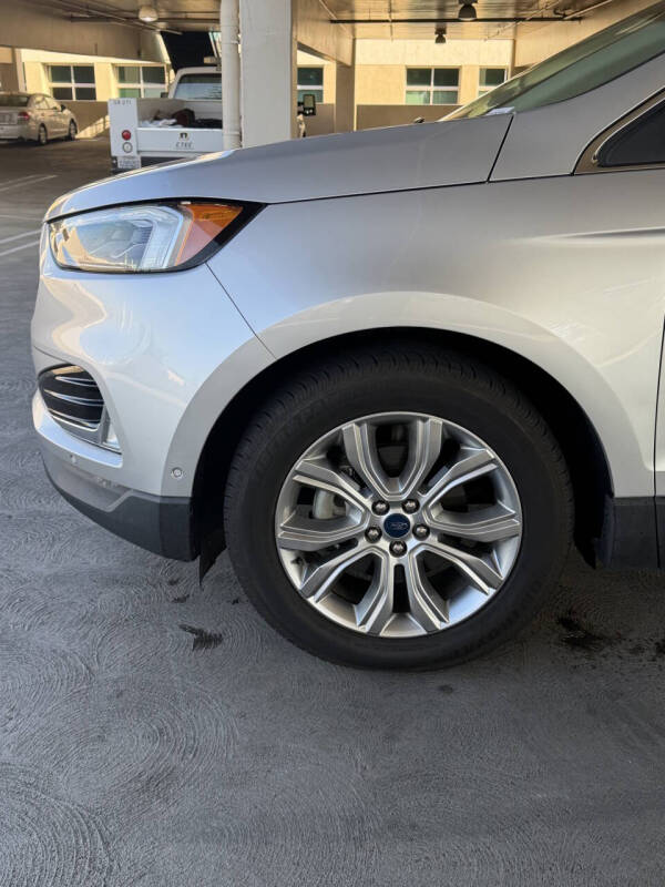 2019 Ford Edge Titanium