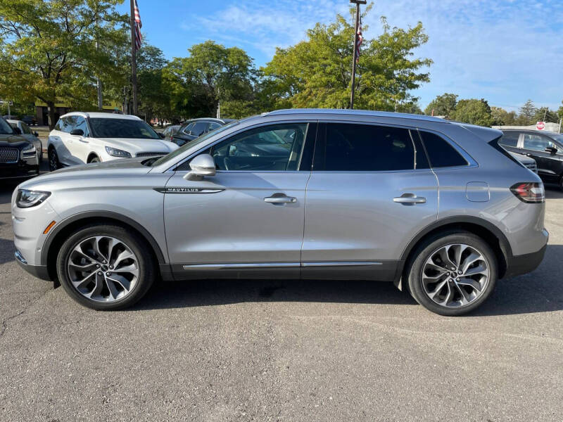 2022 Lincoln Nautilus Reserve