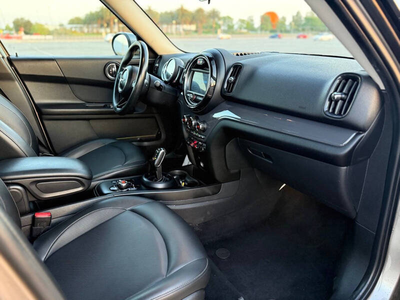 2020 MINI Countryman Cooper