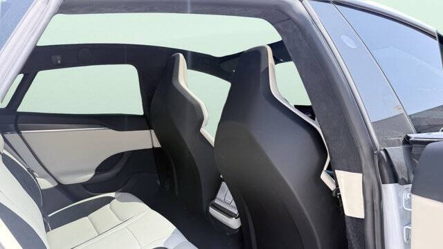 2026 Tesla Model S Plaid