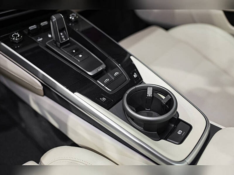 2021 Porsche 911 Targa 4S Heritage Design Edition