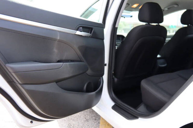 2019 Hyundai Elantra