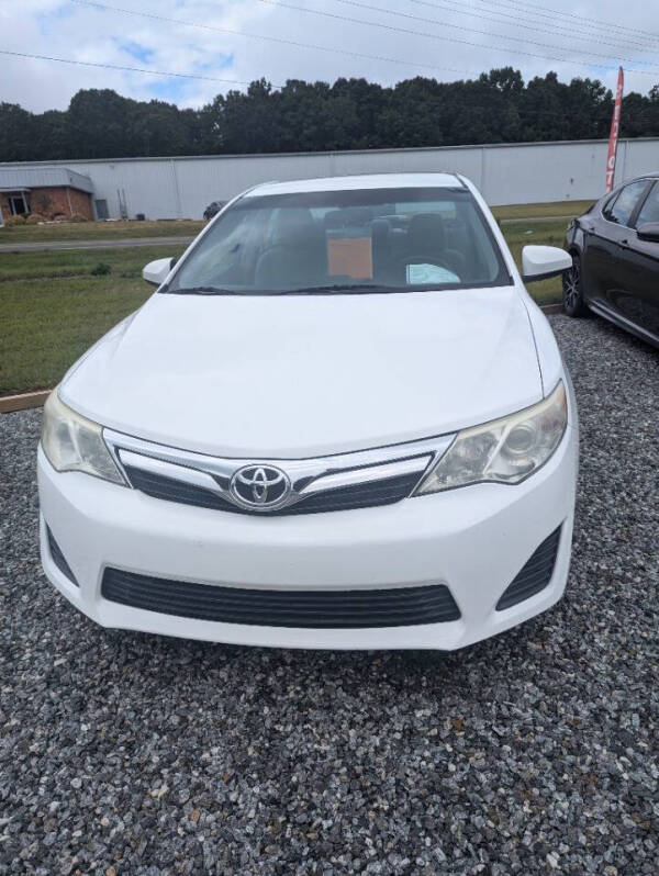 2014 Toyota Camry LE