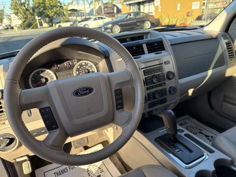 2010 Ford Escape XLT